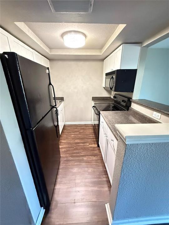 For Sale: $155,000 (1 beds, 1 baths, 678 Square Feet)