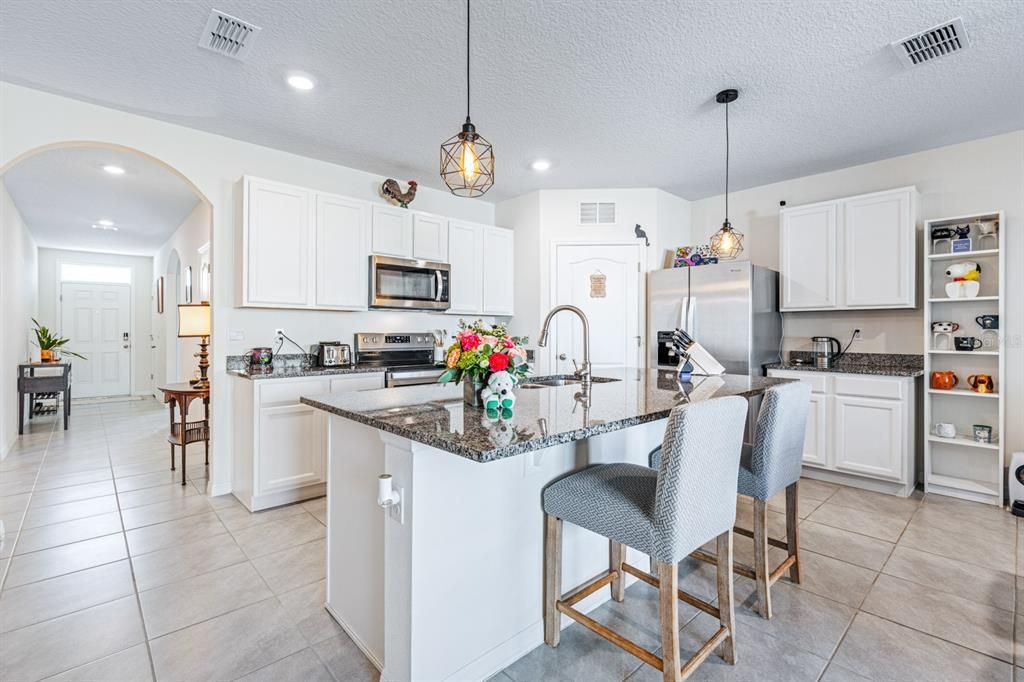 For Sale: $399,990 (4 beds, 2 baths, 1830 Square Feet)