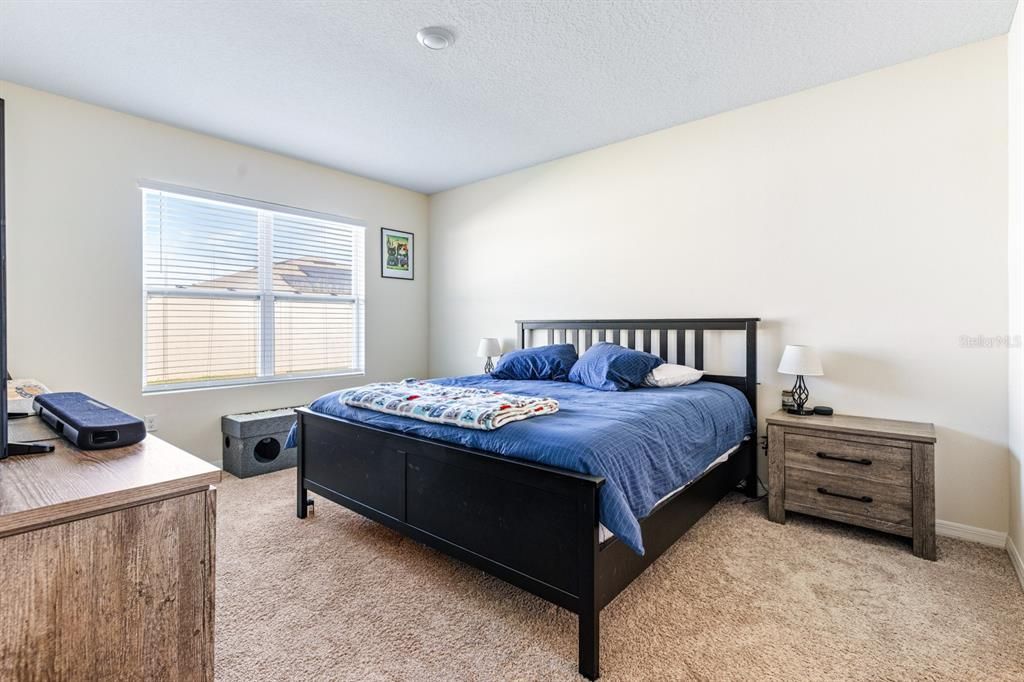 For Sale: $399,990 (4 beds, 2 baths, 1830 Square Feet)