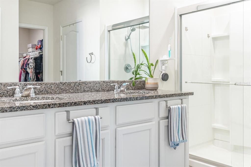 For Sale: $399,990 (4 beds, 2 baths, 1830 Square Feet)