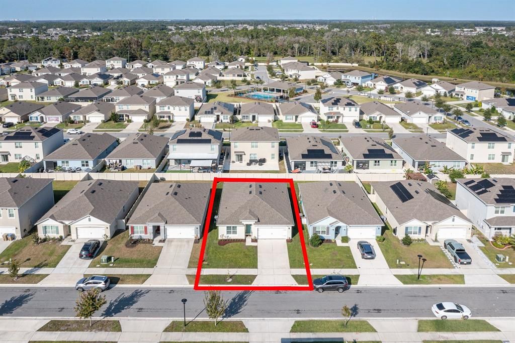 For Sale: $399,990 (4 beds, 2 baths, 1830 Square Feet)