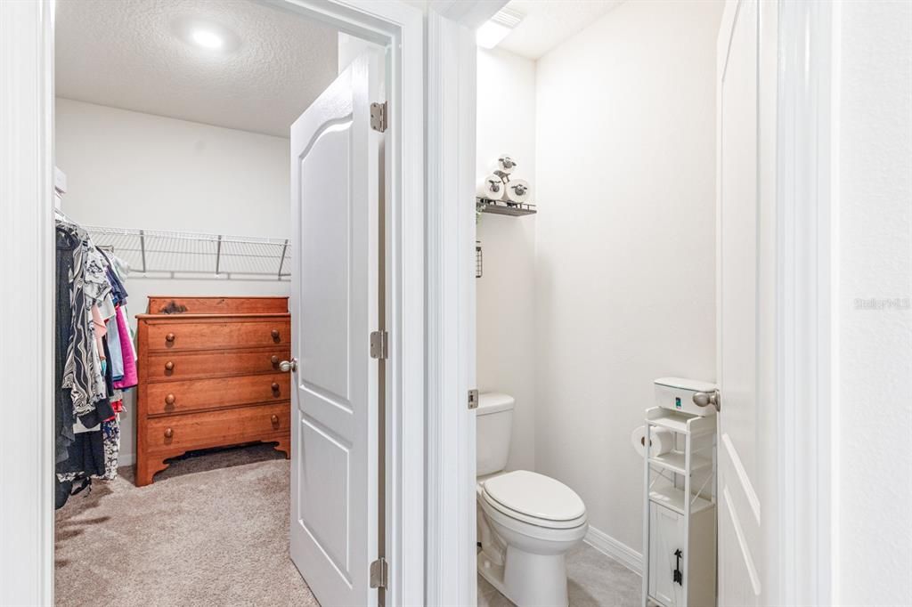 For Sale: $399,990 (4 beds, 2 baths, 1830 Square Feet)