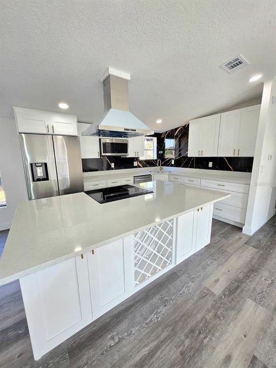 En Venta: $274,000 (4 camas, 2 baños, 1782 Pies cuadrados)