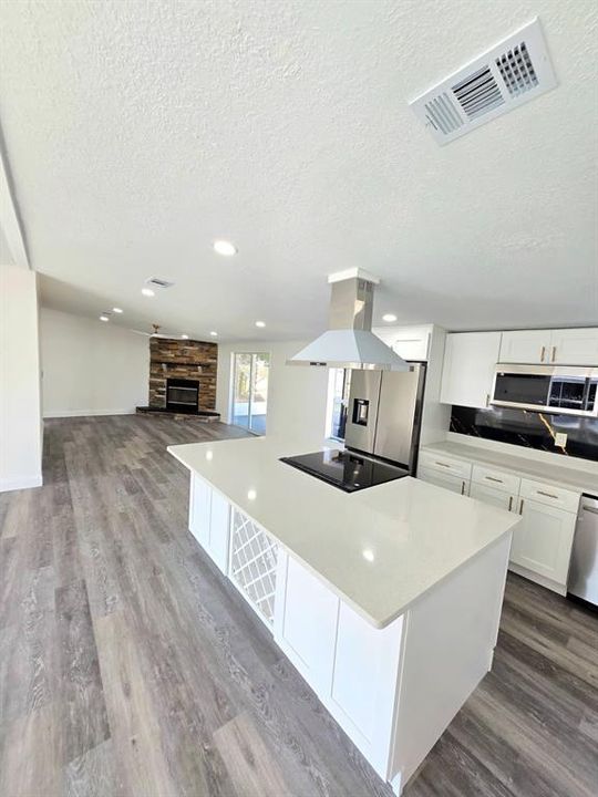 En Venta: $274,000 (4 camas, 2 baños, 1782 Pies cuadrados)