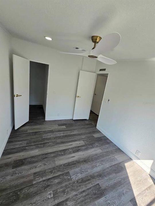 En Venta: $274,000 (4 camas, 2 baños, 1782 Pies cuadrados)