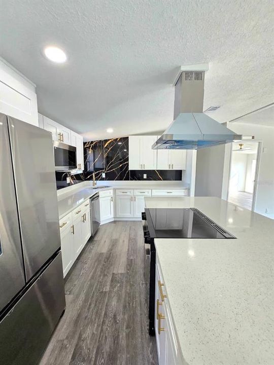 En Venta: $274,000 (4 camas, 2 baños, 1782 Pies cuadrados)