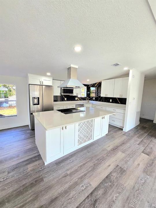 En Venta: $274,000 (4 camas, 2 baños, 1782 Pies cuadrados)