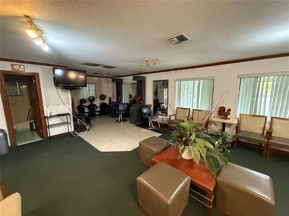 En Venta: $275,000 (0 camas, 0 baños, 1320 Pies cuadrados)