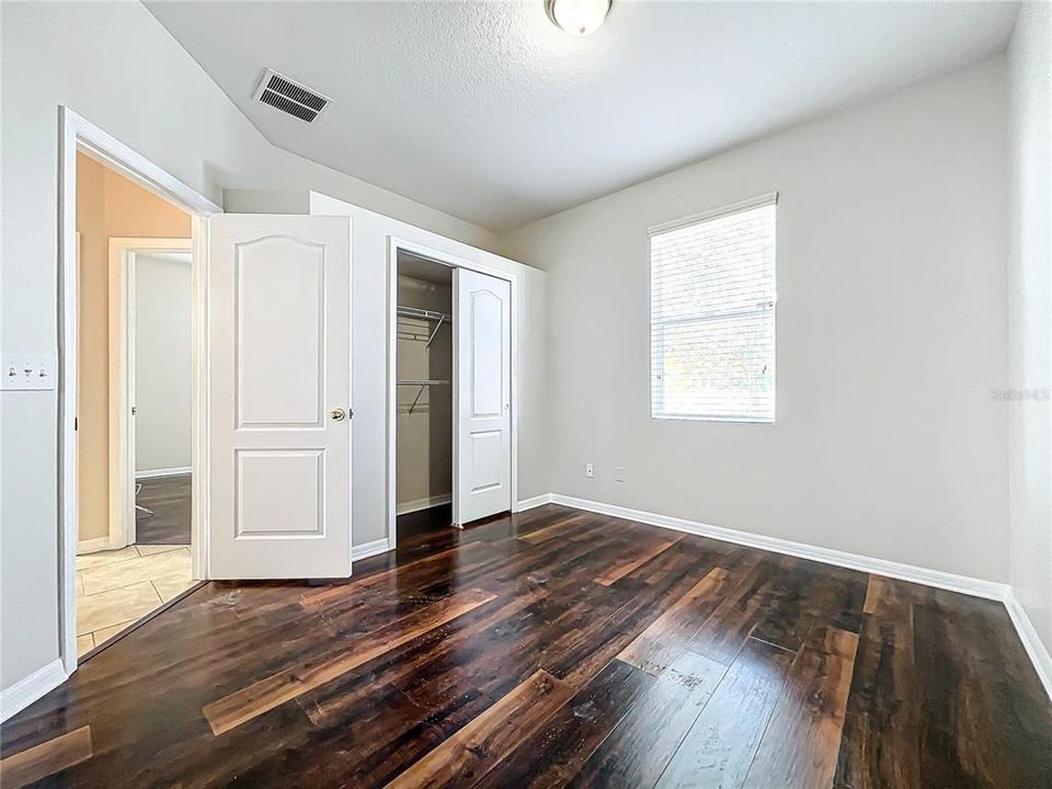 For Rent: $2,700 (4 beds, 2 baths, 1910 Square Feet)