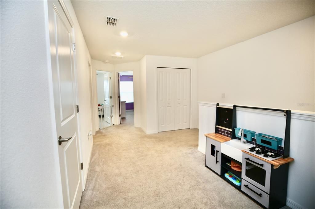 For Sale: $313,000 (3 beds, 2 baths, 1634 Square Feet)