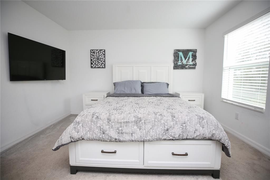 For Sale: $313,000 (3 beds, 2 baths, 1634 Square Feet)