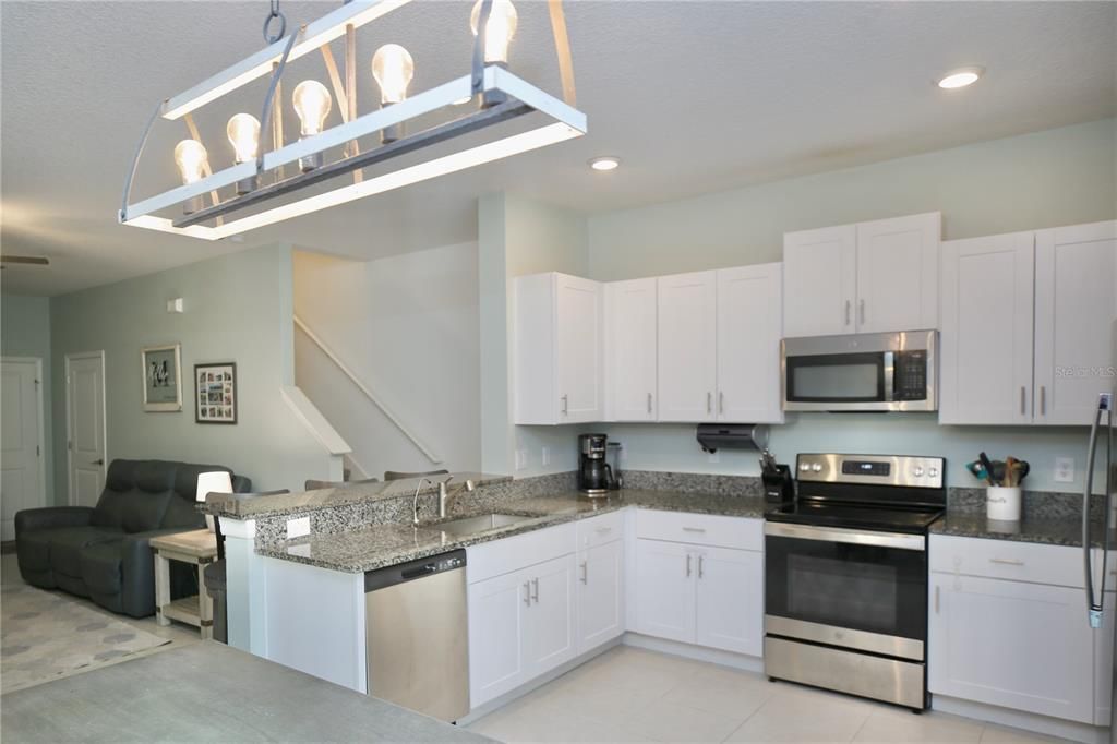 For Sale: $313,000 (3 beds, 2 baths, 1634 Square Feet)