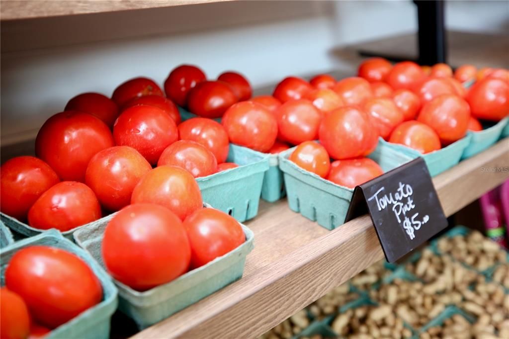 For Sale: $313,000 (3 beds, 2 baths, 1634 Square Feet)