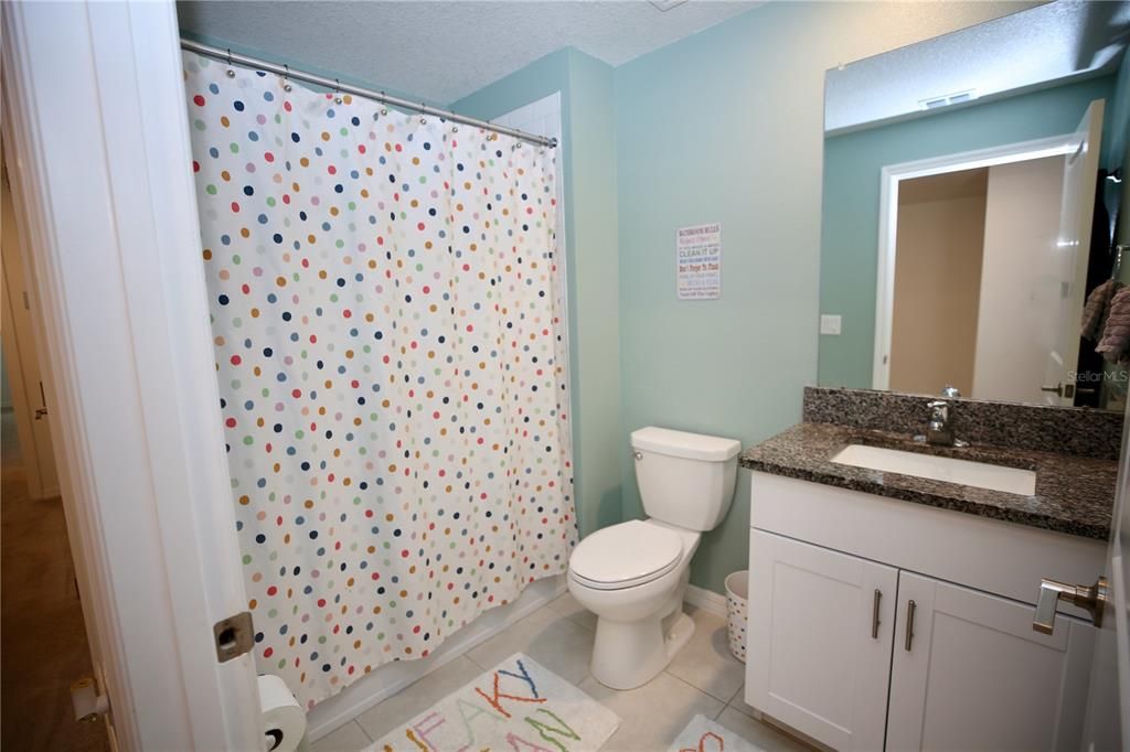 For Sale: $313,000 (3 beds, 2 baths, 1634 Square Feet)