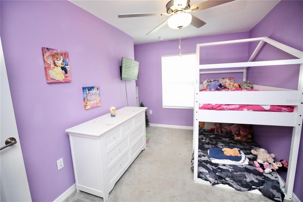 For Sale: $313,000 (3 beds, 2 baths, 1634 Square Feet)