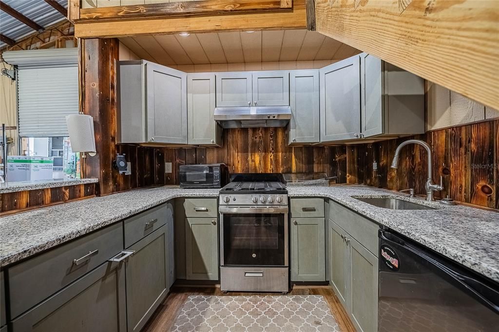 En Venta: $1,200,000 (2 camas, 3 baños, 1693 Pies cuadrados)