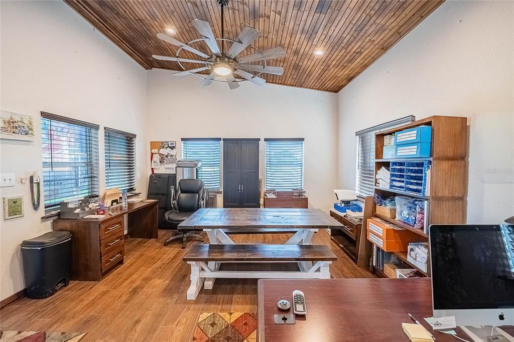 En Venta: $1,200,000 (2 camas, 3 baños, 1693 Pies cuadrados)