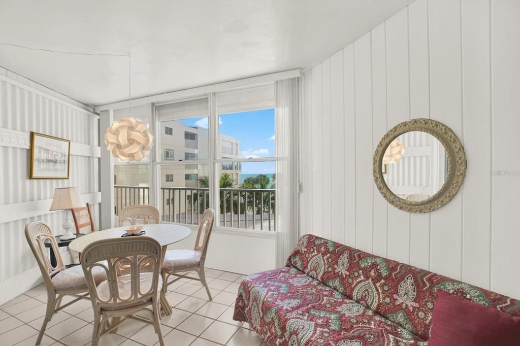 For Sale: $200,000 (0 beds, 1 baths, 400 Square Feet)