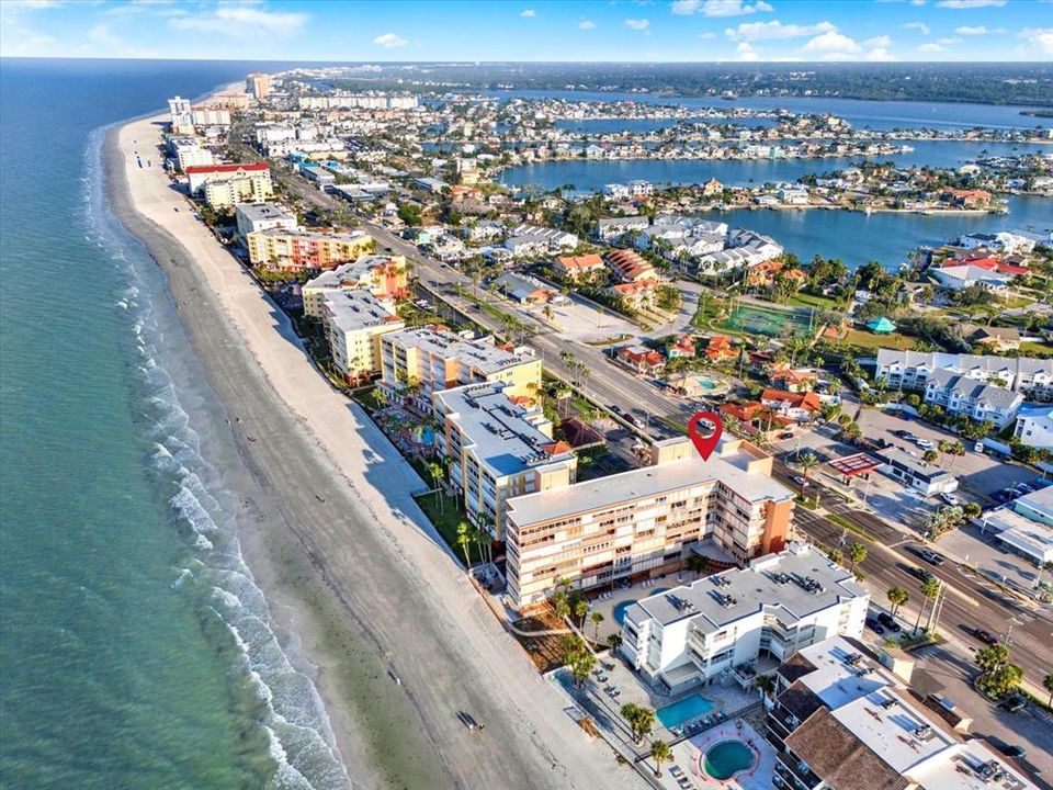 For Sale: $200,000 (0 beds, 1 baths, 400 Square Feet)