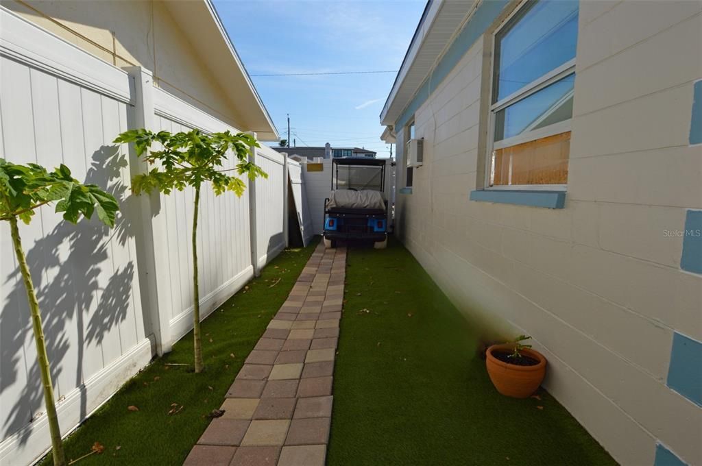 For Rent: $2,300 (1 beds, 1 baths, 625 Square Feet)