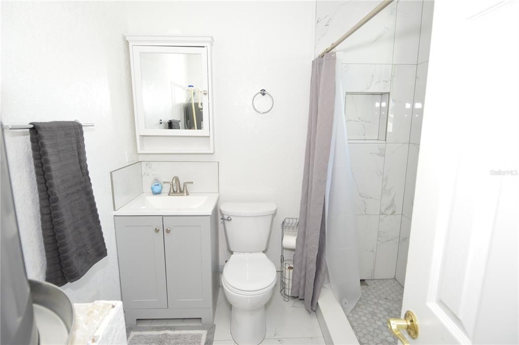 For Rent: $2,300 (1 beds, 1 baths, 625 Square Feet)