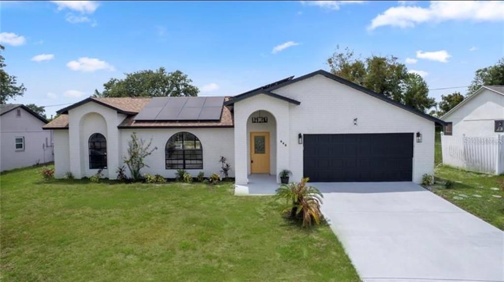 Recently Sold: $349,000 (4 beds, 2 baths, 1896 Square Feet)