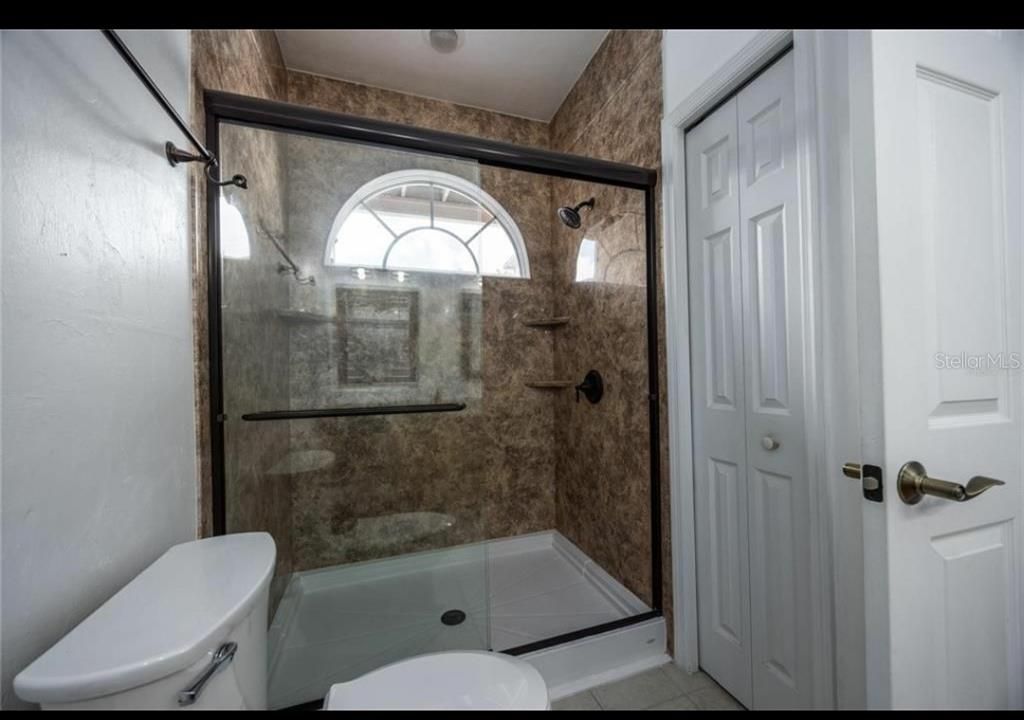 待售: $324,480 (3 贝兹, 2 浴室, 2118 平方英尺)