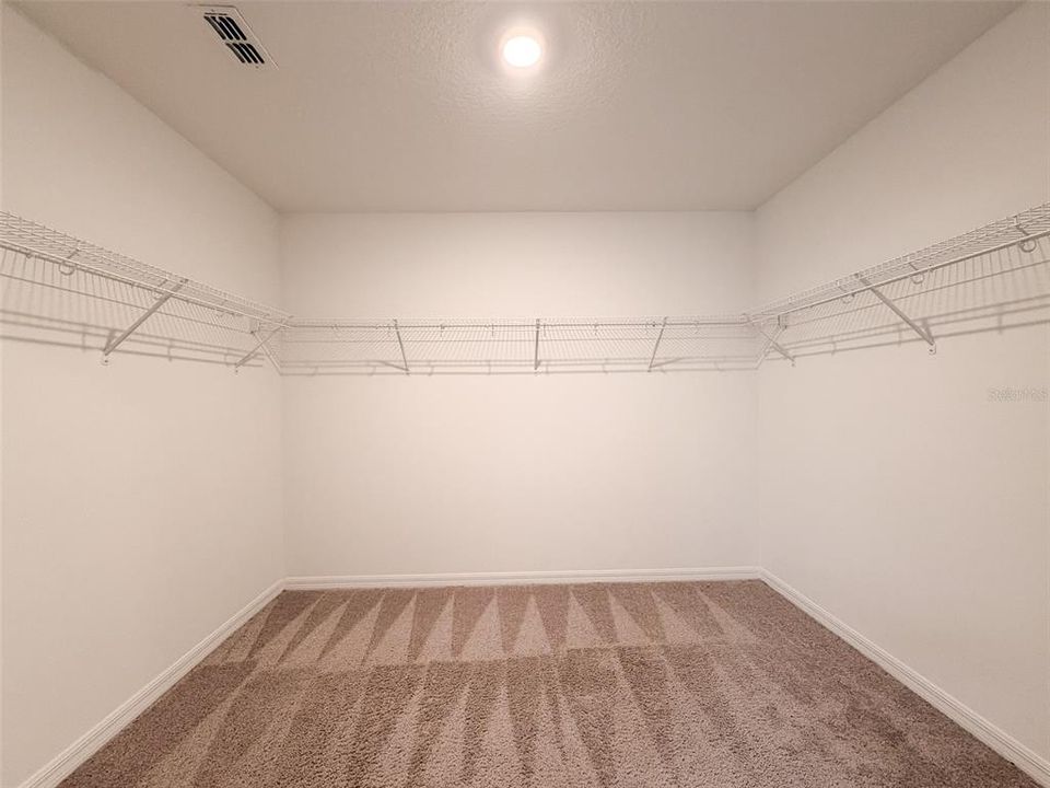 En Renta: $2,899 (5 camas, 4 baños, 2804 Pies cuadrados)