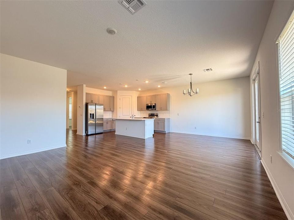 En Renta: $2,899 (5 camas, 4 baños, 2804 Pies cuadrados)