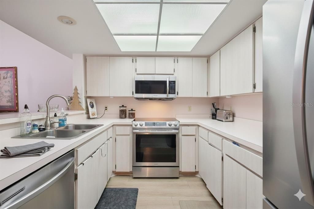 待售: $289,900 (3 贝兹, 2 浴室, 1310 平方英尺)