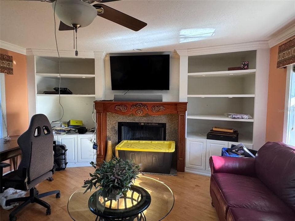 待售: $389,000 (3 贝兹, 2 浴室, 2121 平方英尺)