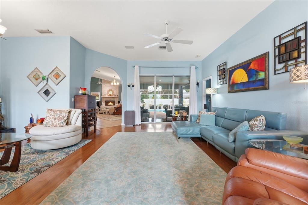 待售: $559,500 (3 贝兹, 2 浴室, 2129 平方英尺)