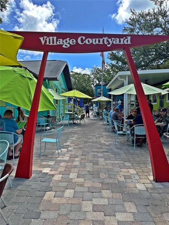 待售: $215,000 (1 贝兹, 1 浴室, 1060 平方英尺)