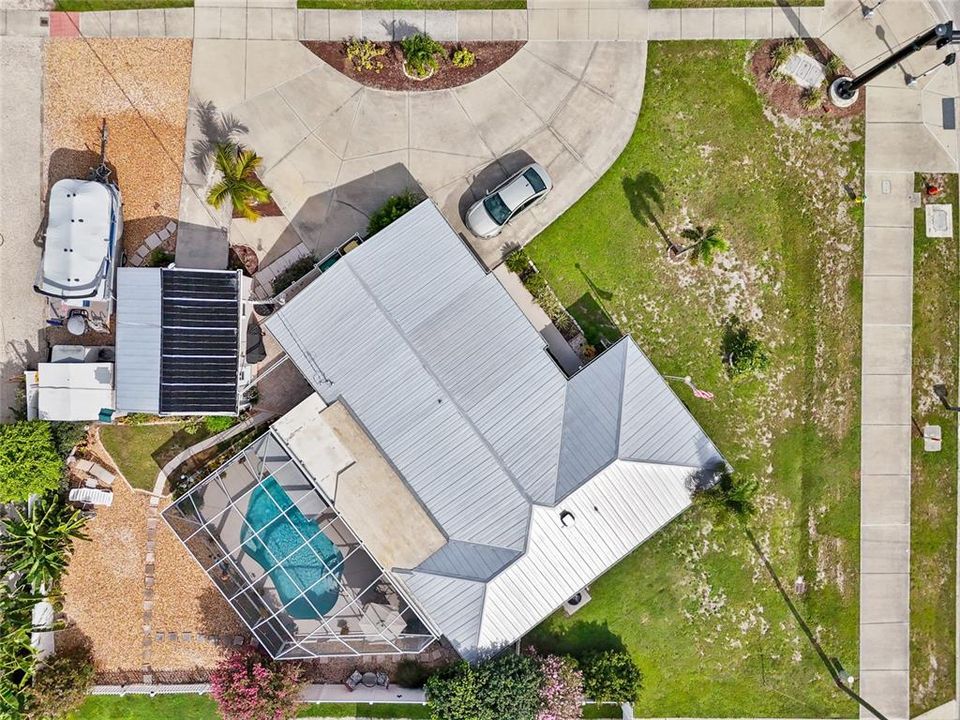 For Sale: $315,000 (2 beds, 2 baths, 1276 Square Feet)