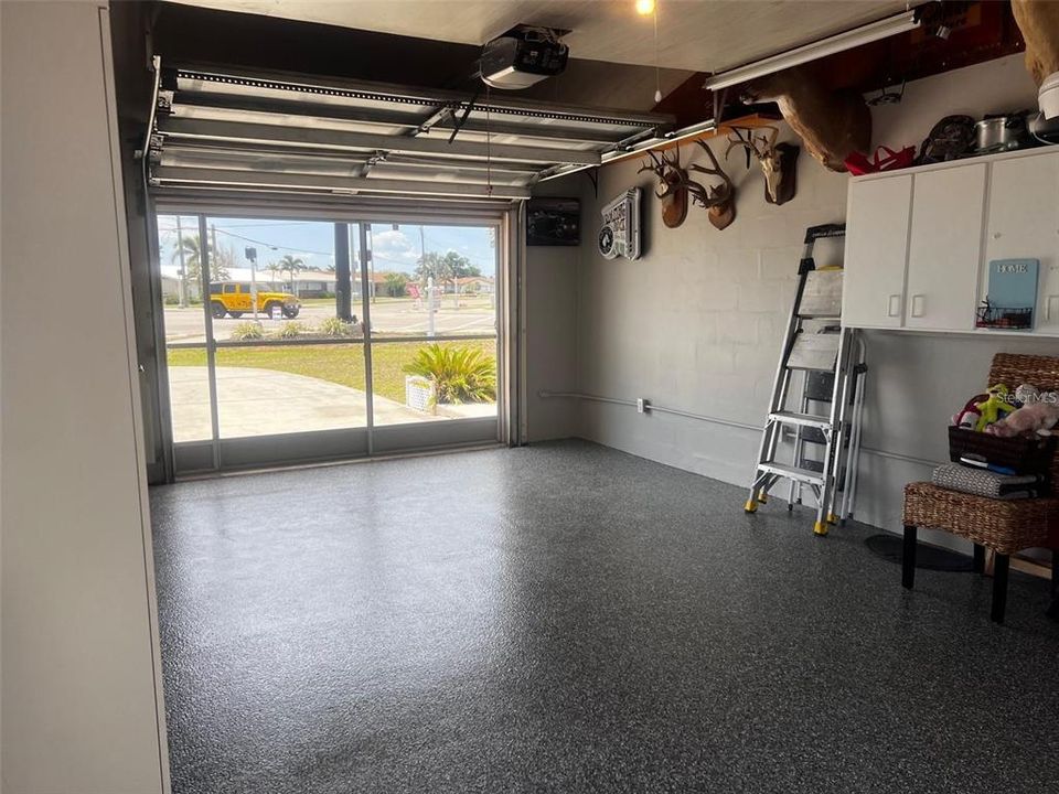 For Sale: $315,000 (2 beds, 2 baths, 1276 Square Feet)