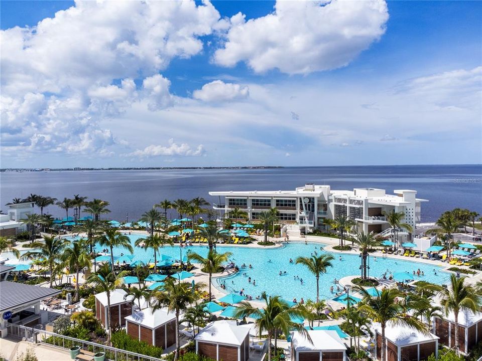 For Sale: $315,000 (2 beds, 2 baths, 1276 Square Feet)