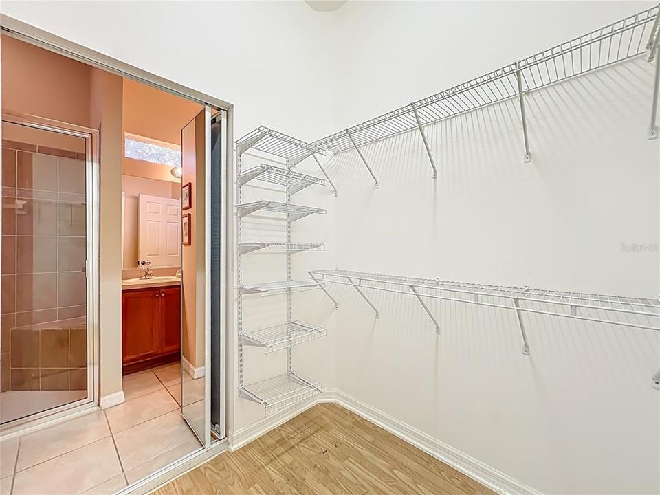 На продажу: $312,000 (2 спален, 2 ванн, 1888 Квадратных фут)