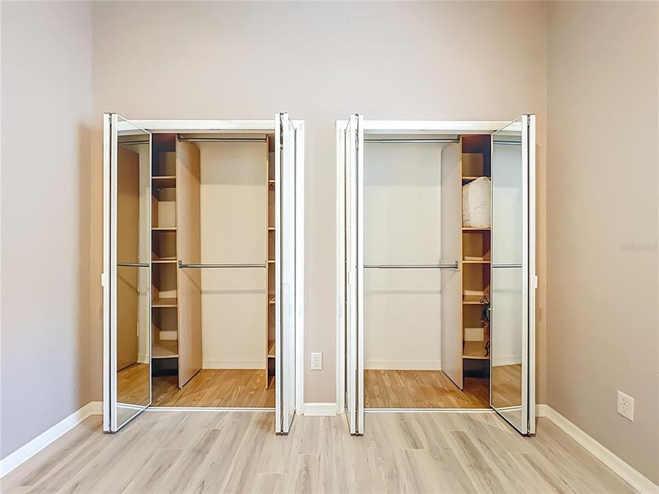 На продажу: $312,000 (2 спален, 2 ванн, 1888 Квадратных фут)