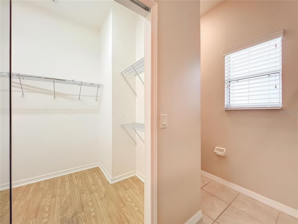 На продажу: $312,000 (2 спален, 2 ванн, 1888 Квадратных фут)