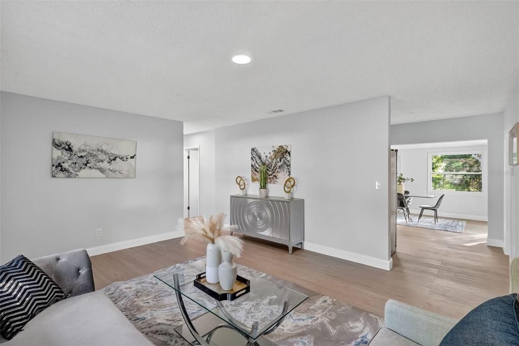 待售: $429,000 (3 贝兹, 2 浴室, 1564 平方英尺)