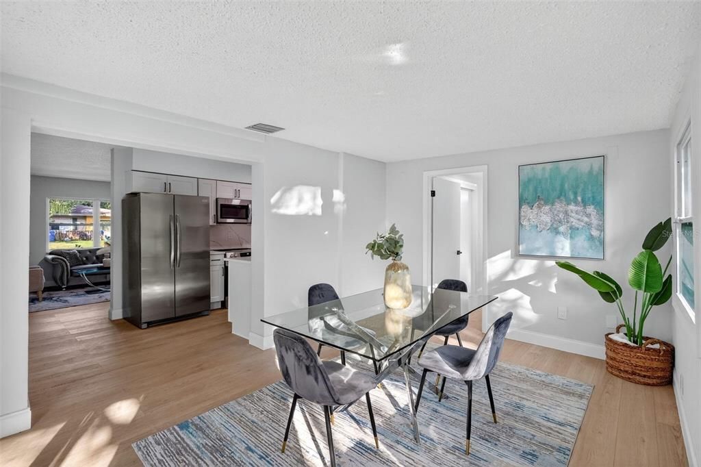 待售: $429,000 (3 贝兹, 2 浴室, 1564 平方英尺)