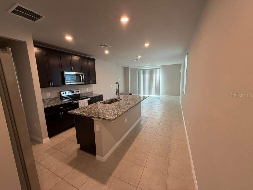 En Venta: $310,000 (3 camas, 2 baños, 1280 Pies cuadrados)