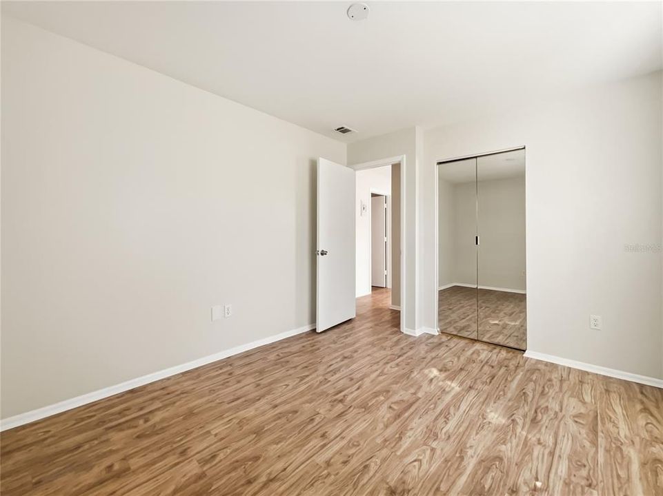 En Venta: $160,000 (2 camas, 1 baños, 912 Pies cuadrados)