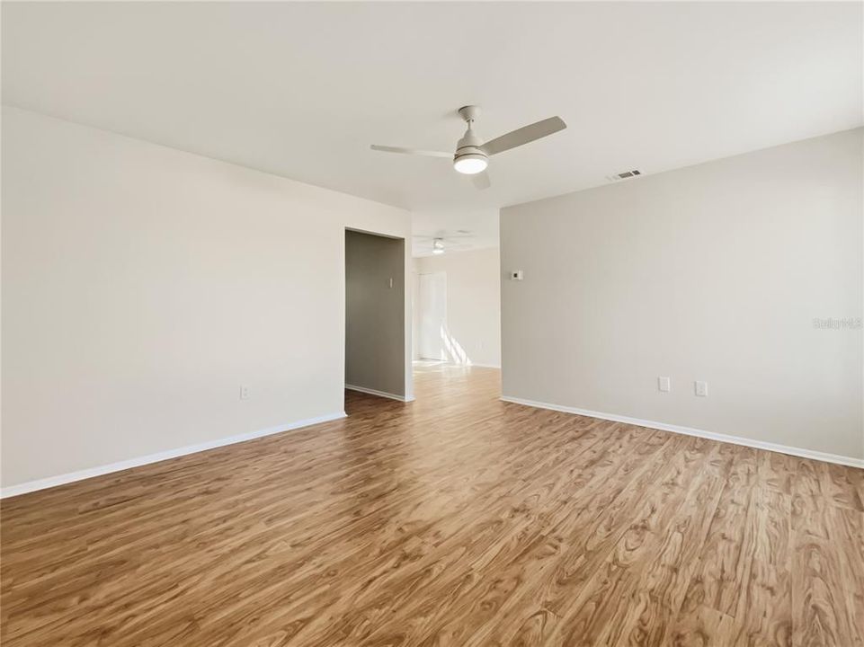 En Venta: $160,000 (2 camas, 1 baños, 912 Pies cuadrados)