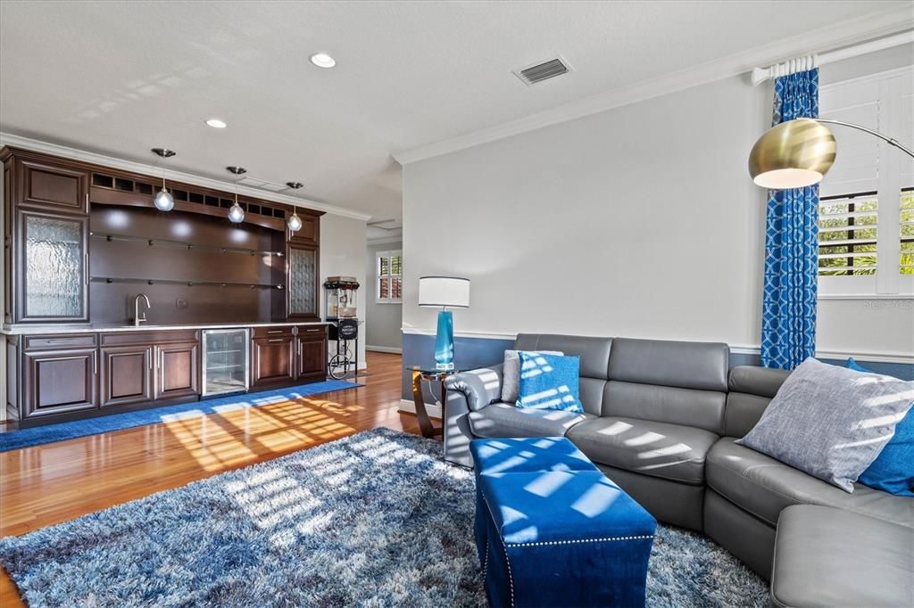 На продажу: $2,750,000 (4 спален, 4 ванн, 4711 Квадратных фут)