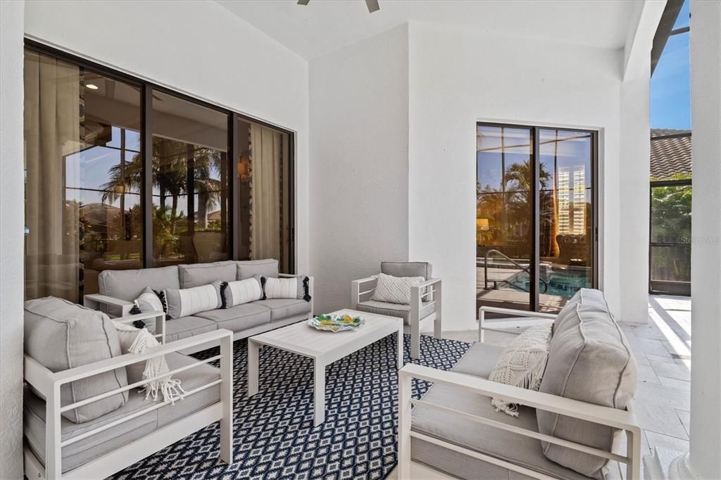 На продажу: $2,750,000 (4 спален, 4 ванн, 4711 Квадратных фут)