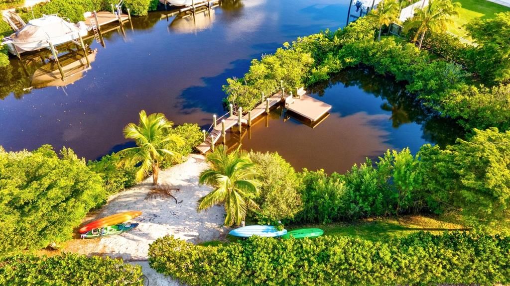 На продажу: $2,750,000 (4 спален, 4 ванн, 4711 Квадратных фут)