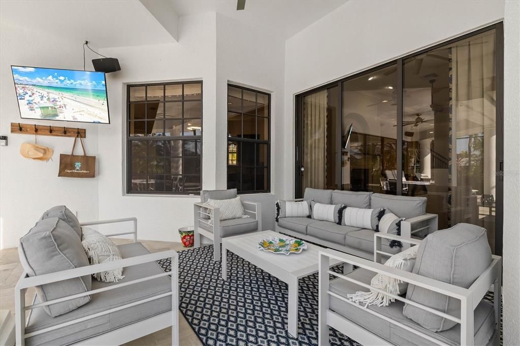 На продажу: $2,750,000 (4 спален, 4 ванн, 4711 Квадратных фут)