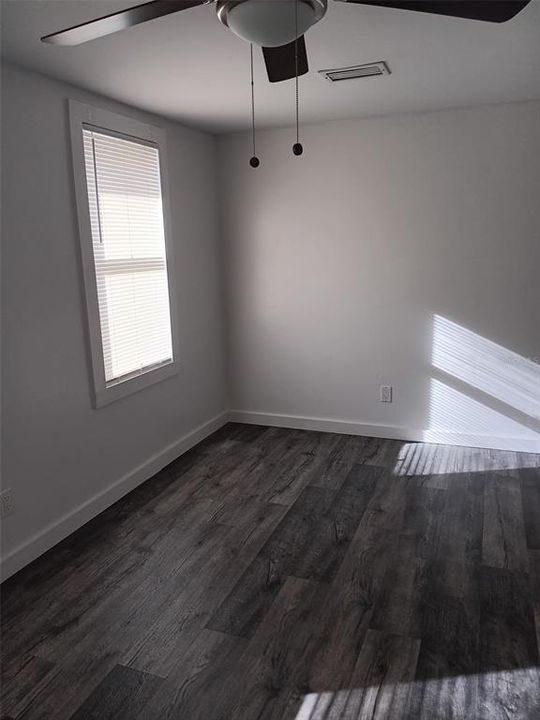 En Venta: $540,000 (5 camas, 2 baños, 2520 Pies cuadrados)