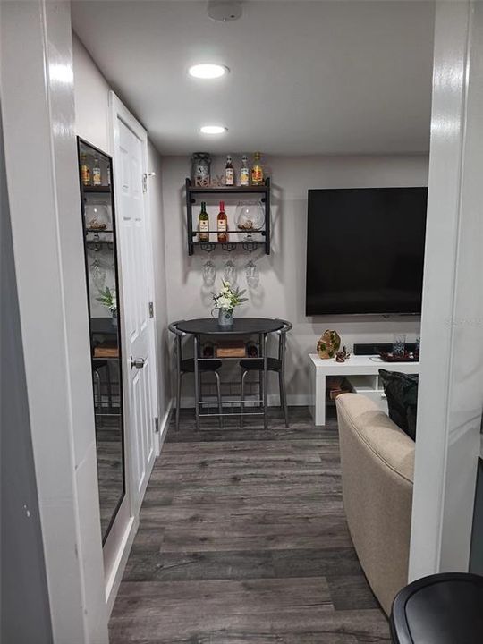 En Venta: $540,000 (5 camas, 2 baños, 2520 Pies cuadrados)